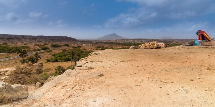 Bild von der kargen/steinigen Landschaft von Kapverden